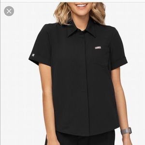 Women’s FIGS scrub Pilar top black large